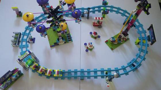 13-LEGO-FRIENDS-41130-vidamparki-kalandok.jpg