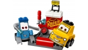 LEGO Juniors 10732 Guido és Luigi boxutcája
