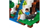 LEGO Minecraft™ 21134 A vízesés bázis
