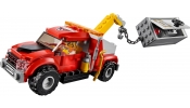 LEGO City 60137 Bajba került vontató
