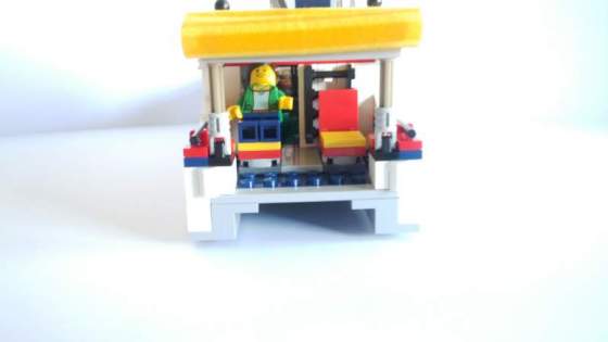 12Kirandulas-a-termeszetben-LEGO-CREATOR-31052.jpg