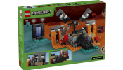 LEGO Minecraft™ 21590 Csata a Sorvasztókkal