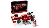 LEGO 11375 Ferrari F2004 és Michael Schumacher