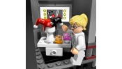 LEGO Super Heroes 10937 Batman™ Arkham Asylum Breakout