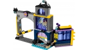 LEGO Super Heroes 41237 Batgirl™ titkos bunkere
