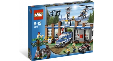 LEGO City 4440 Erdei rendőrkapitányság