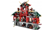 LEGO Ninjago™ 70728 Csata Ninjago City-ért