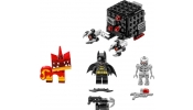 LEGO The  Movie™ 70817 Batman és Szuper Vad Kitty támadás