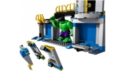 LEGO Super Heroes 76018 Hulk Labor rombolása