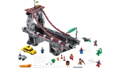 LEGO Super Heroes 76057 Pókember: Pókháló-harcosok utolsó csatája a hídon
