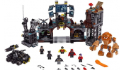 LEGO Super Heroes 76122 Agyagpofa támadása a Denevérbarlangban

