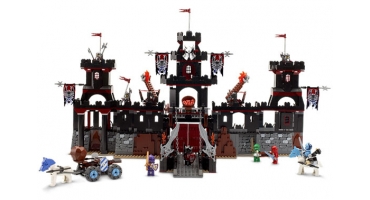 LEGO Castle 8877 Vladek sötét erődje