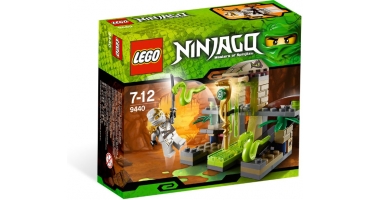 LEGO Ninjago™ 9440 Venomari szentély